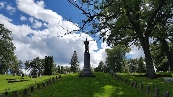 Springdale Cemetery grounds
