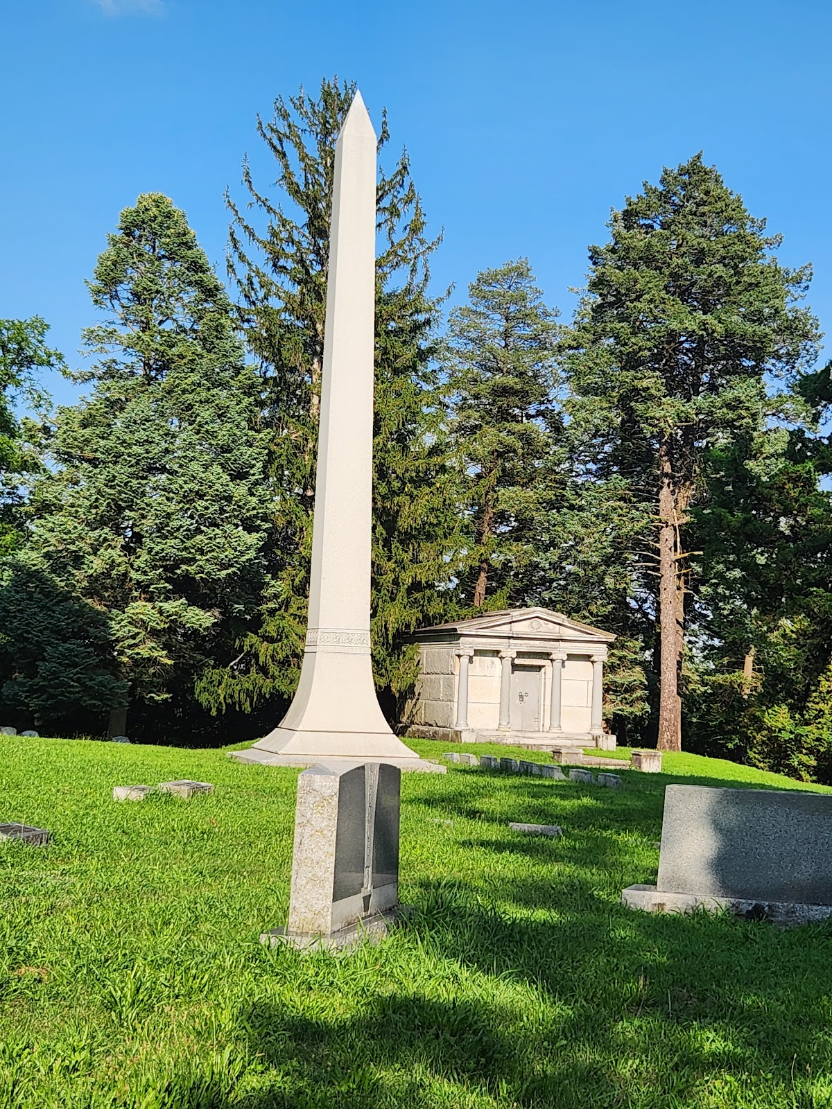 Springdale Cemetery cemetery grounds and headstones