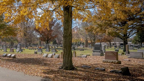 Springfield National Cemetery grounds