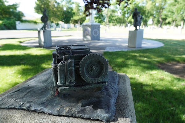 Springville City Cemetery grounds