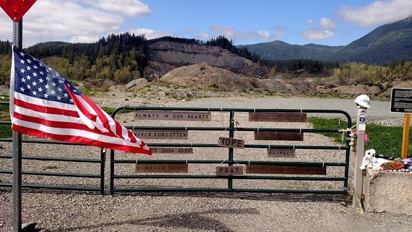 SR 530 "Oso" Slide Memorial grounds