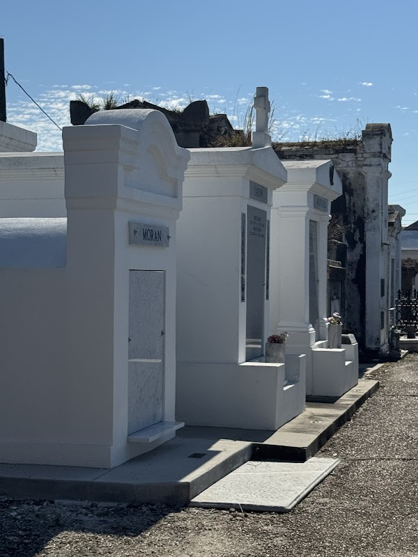 St. Louis Cemetery No. 1 Official Tour grounds