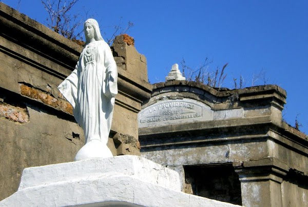 St. Louis Cemetery No. 2 grounds