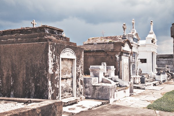 St. Louis No. 1 Cemetery grounds