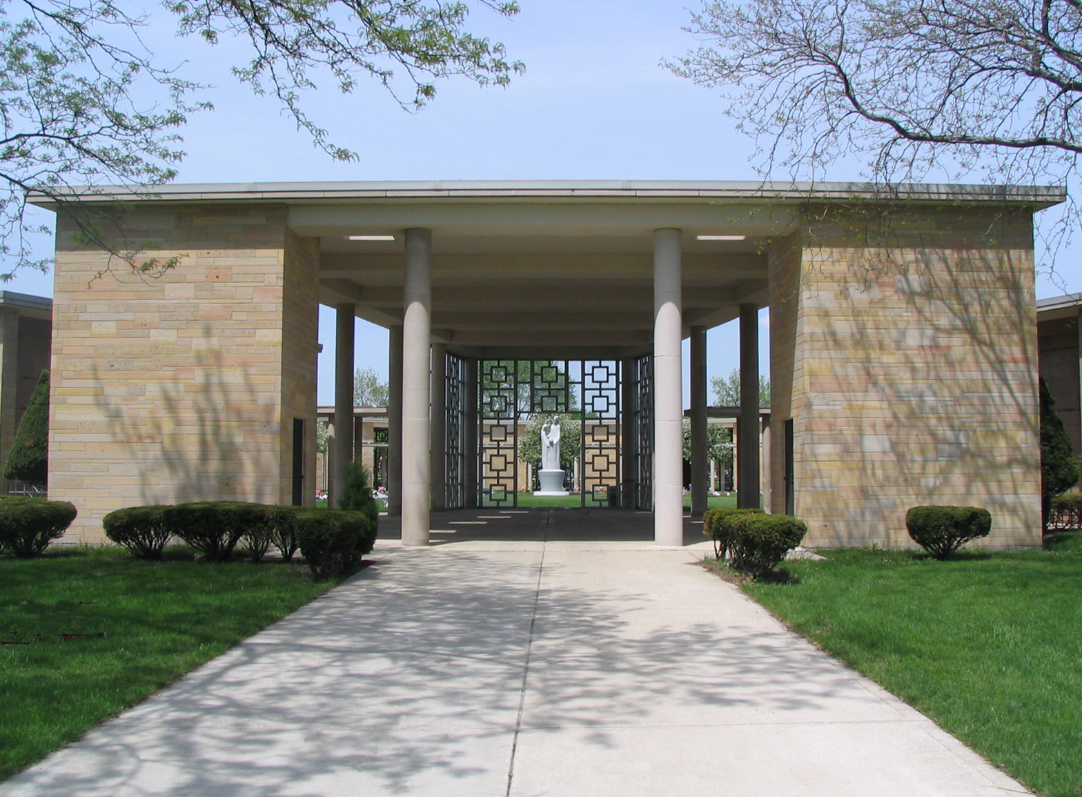 St Mary Catholic Cemetery and Mausoleums cemetery grounds and headstones