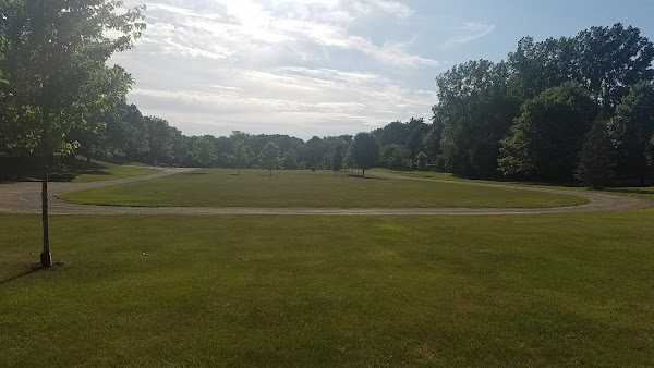 St. Mary of the Lake Cemetery grounds