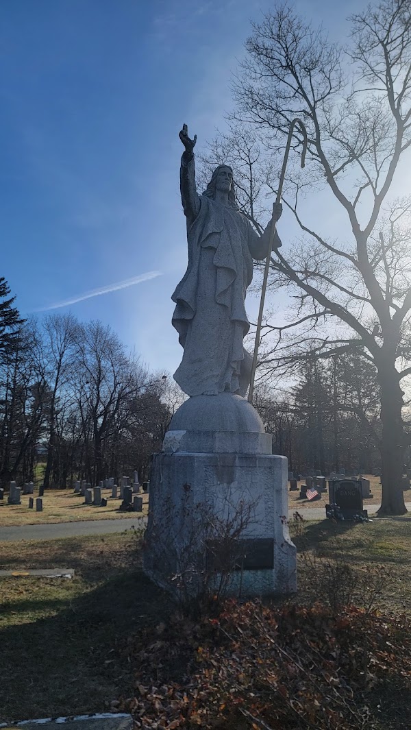 St Mary's Cemetery grounds