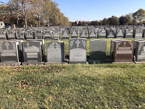 St. Raymond's New Cemetery grounds