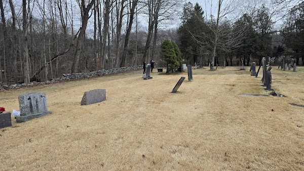 Stepney Cemetery grounds