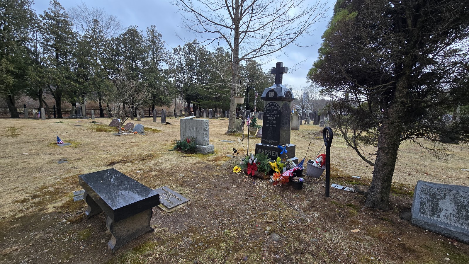 Stepney Cemetery headstone and grounds
