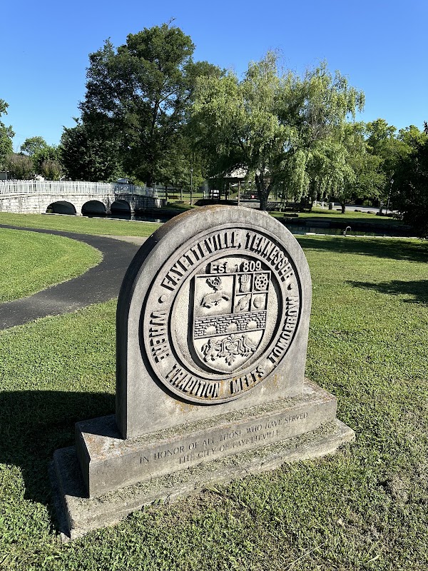 Stone Bridge Memorial Park grounds