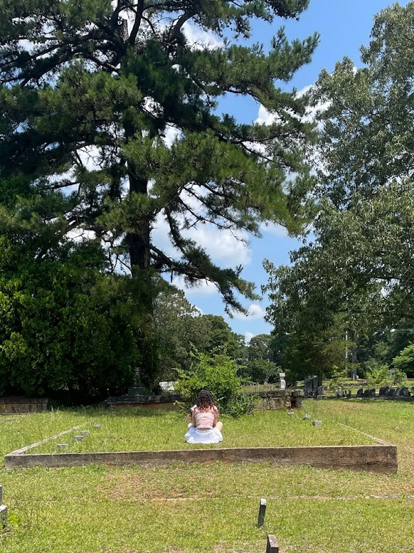Stone Mountain Cemetery grounds