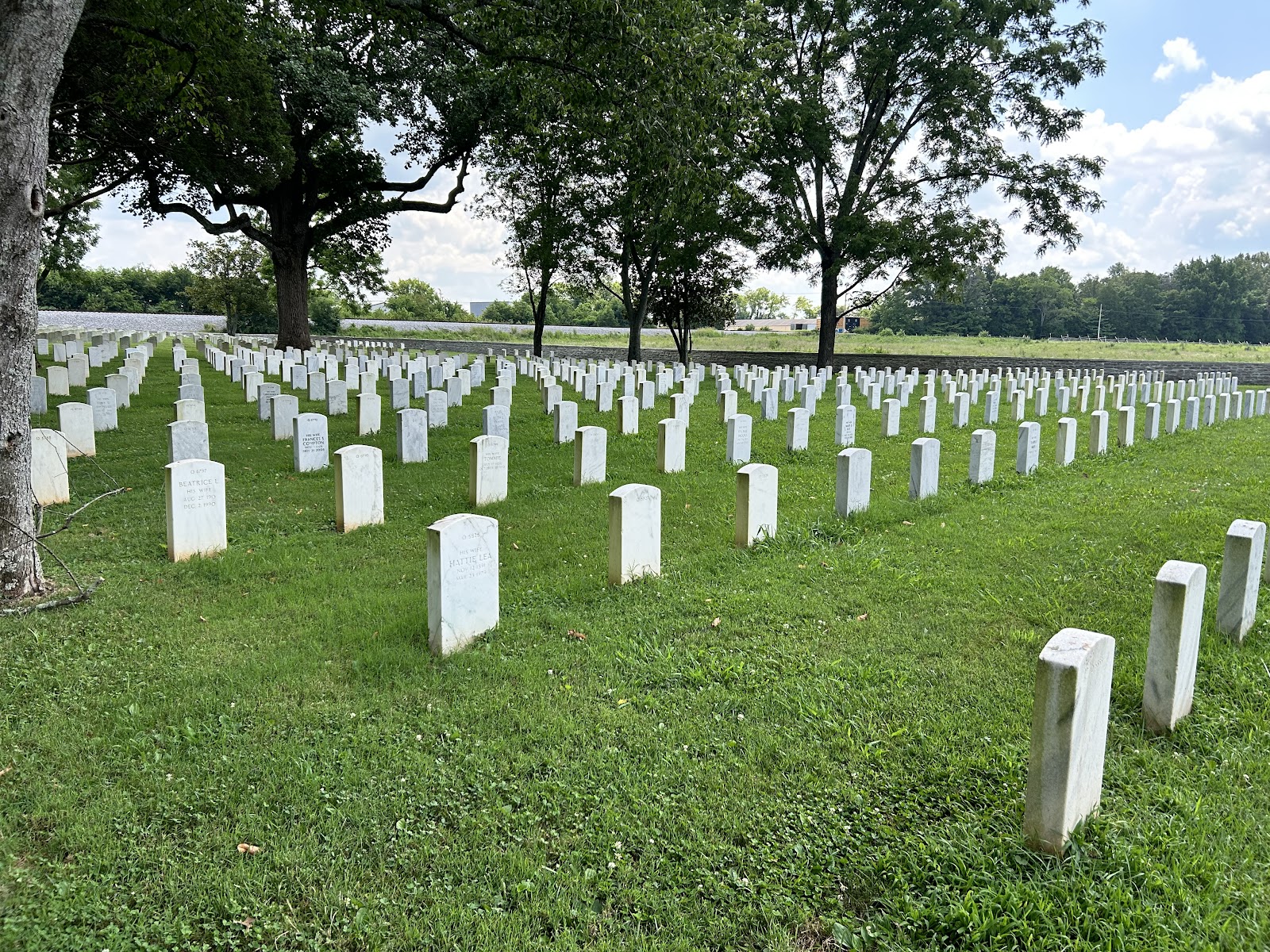Stones River National Cemetery cemetery grounds and headstones