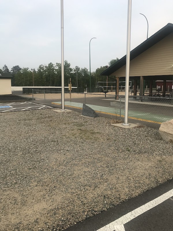 Stuart Memorial Park grounds