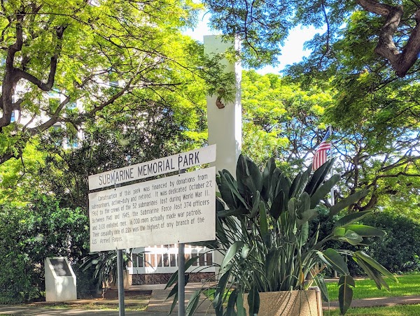 Submarine Memorial Park grounds