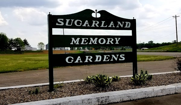 Sugarland Memory Gardens grounds