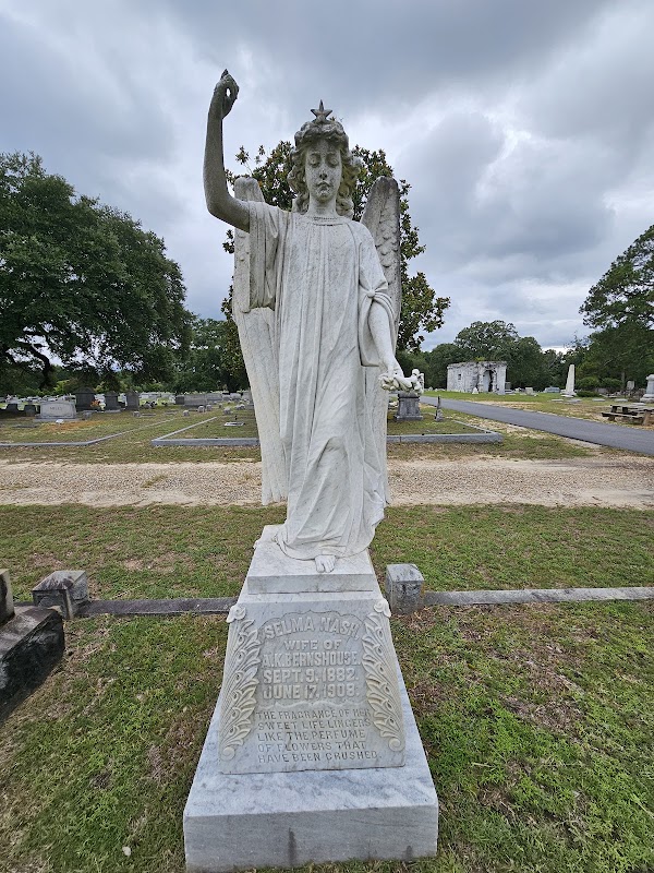 Sumter Cemetery grounds