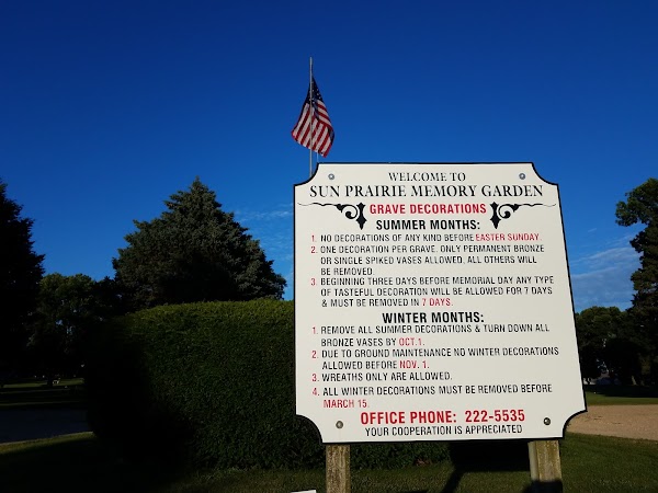 Sun Prairie Memory Garden grounds