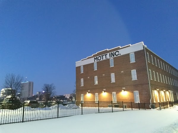 Sunner Memorial Park grounds