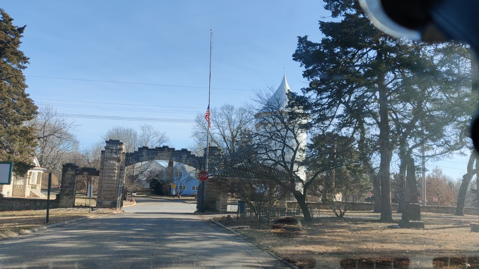 Sunset Cemetery cemetery grounds and headstones