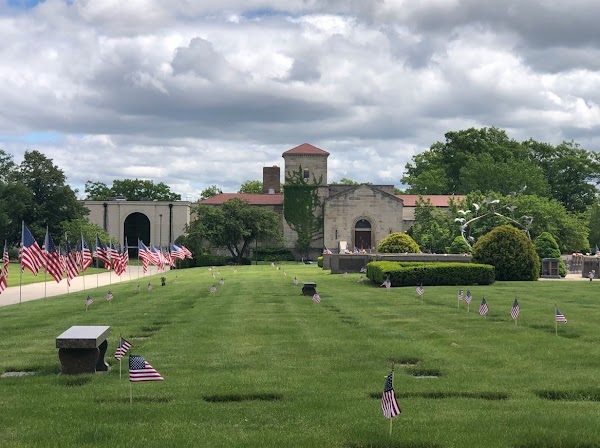 Sunset Cemetery grounds