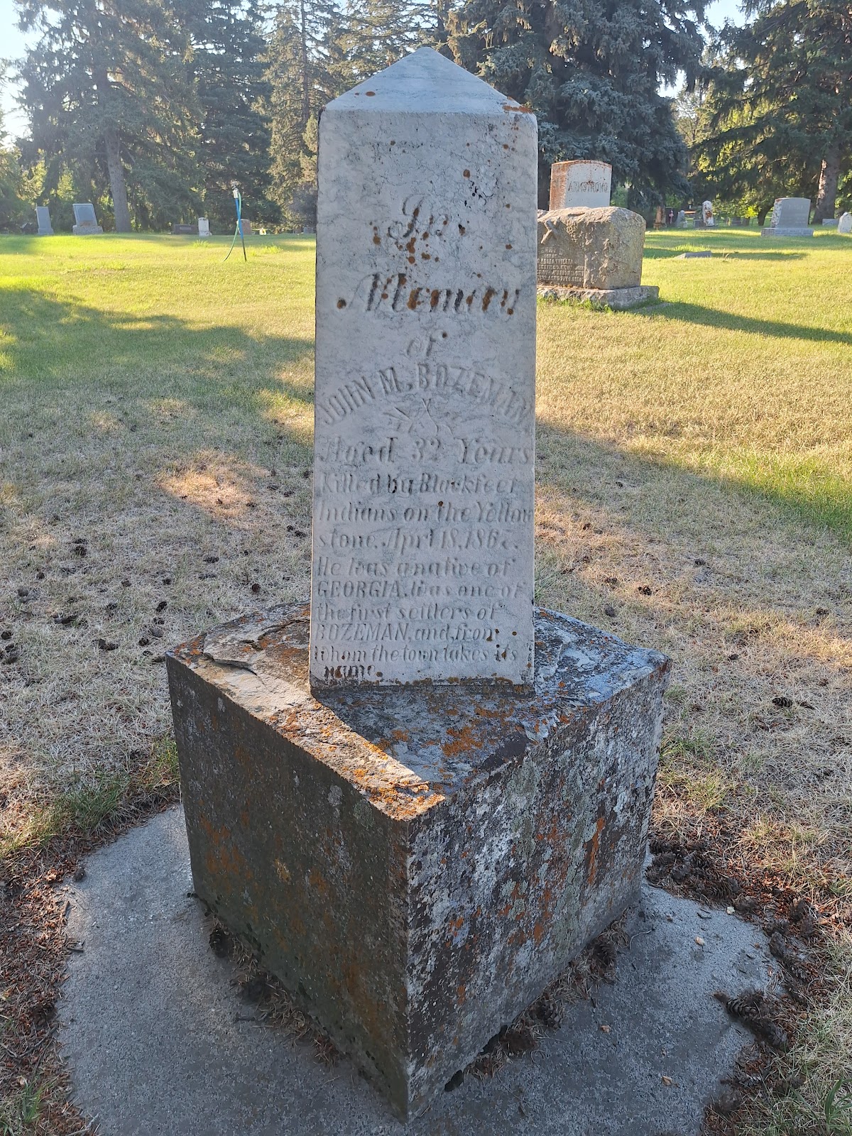 Sunset Hills Cemetery cemetery grounds and headstones
