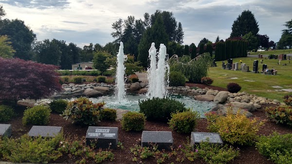 Sunset Hills Memorial Park grounds