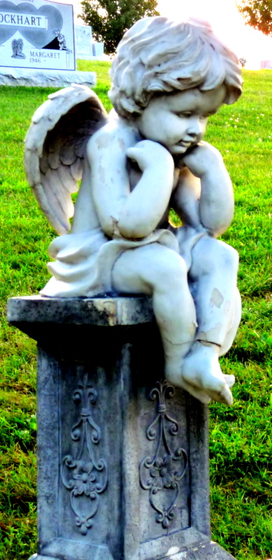 Sunset Memorial Funeral Home, Memory Gardens & Mausoleums grounds