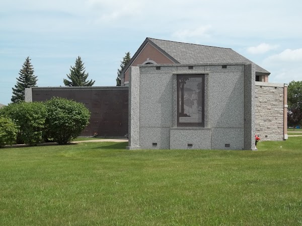 Sunset Memorial Gardens grounds