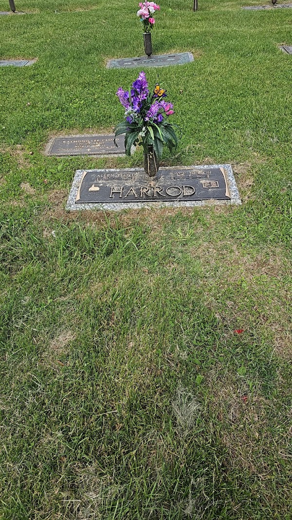 Sunset Memorial Gardens & Mausoleum grounds