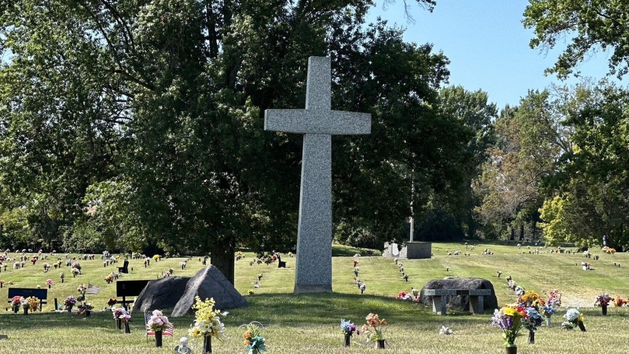 Sunset Memorial Gardens & Mausoleum