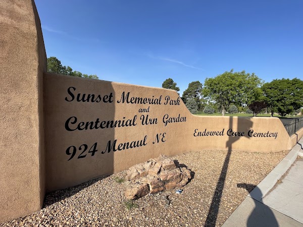 Sunset Memorial Park grounds