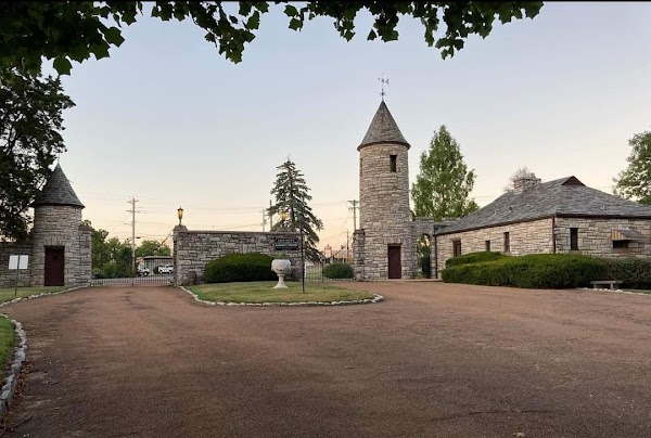 Sunset Memorial Park and Mausoleum grounds