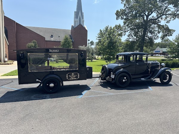 Sunset Memorial Park, Funeral Home and Crematory grounds