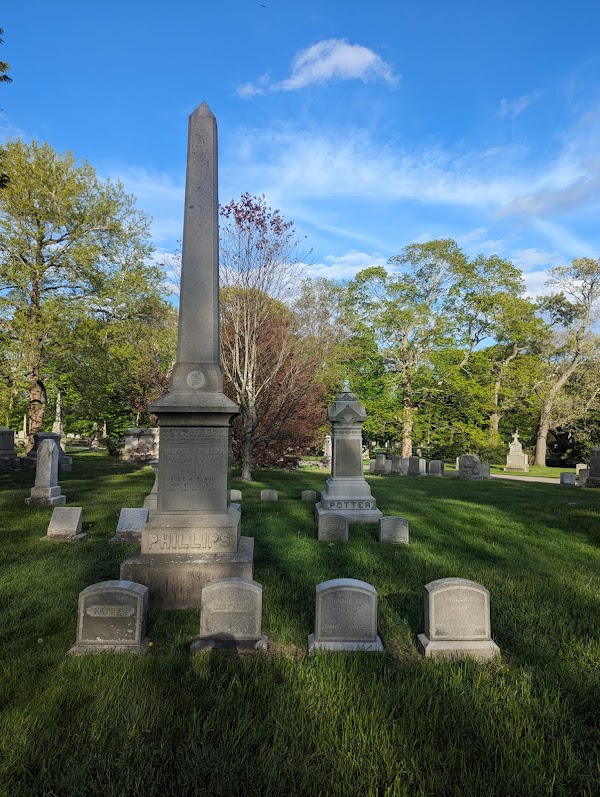 Swan Point Cemetery grounds
