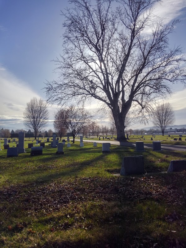 Tahoma Cemetery grounds