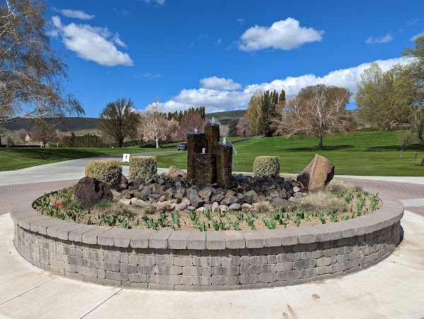 Terrace Heights Memorial Park grounds