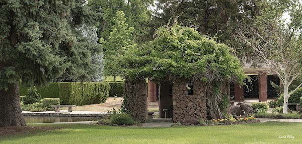 Terrace Heights Memorial Park grounds