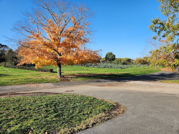 The Gardens at Gethsemane Cemetery grounds
