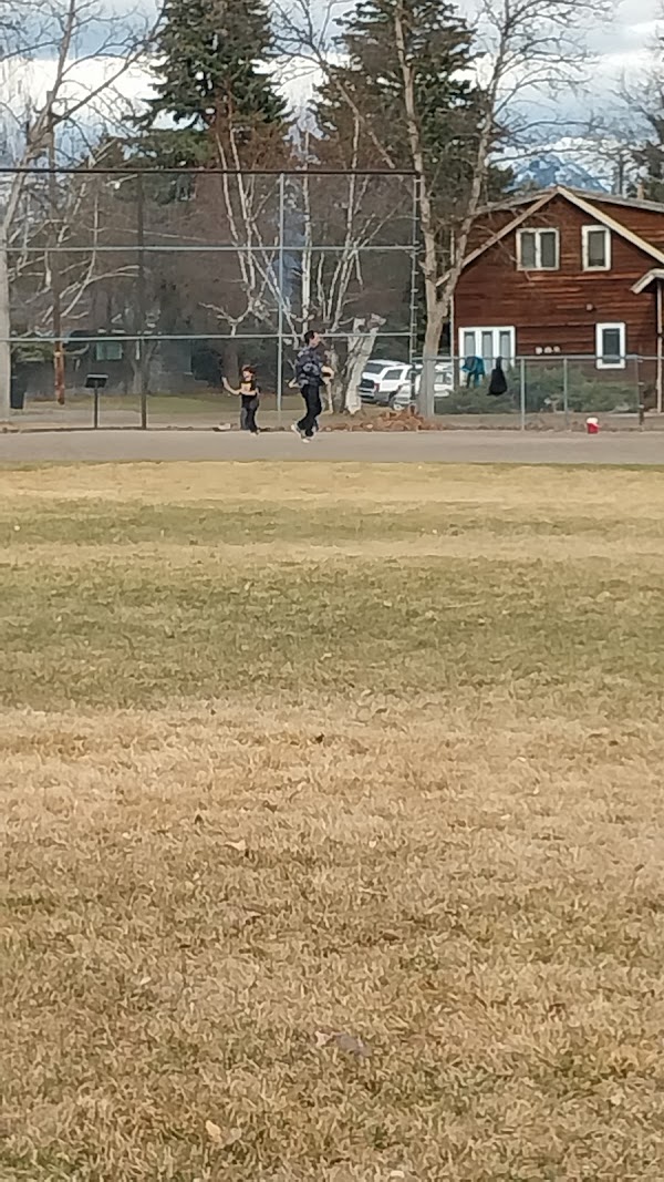 Thompson Memorial Park grounds