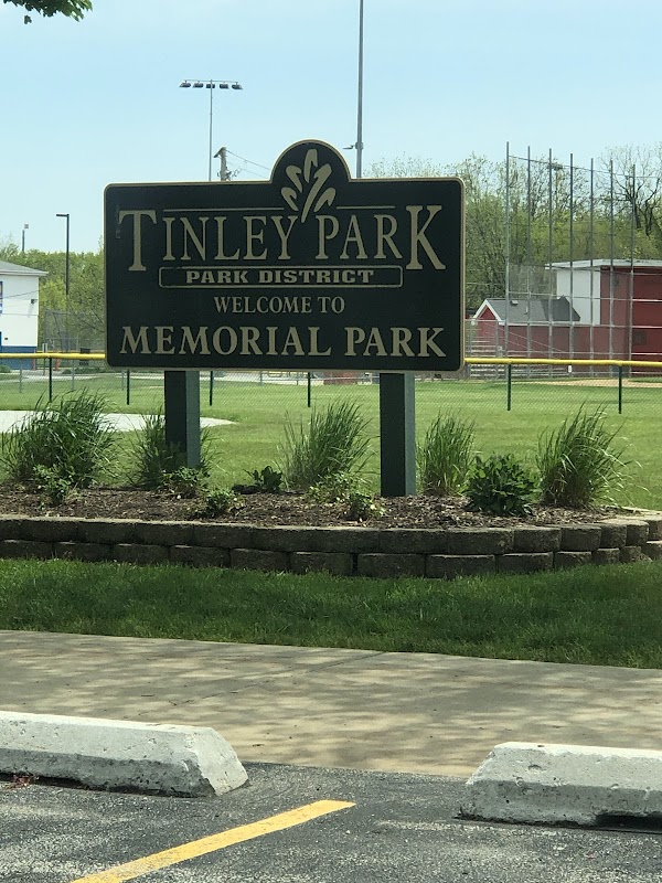 Tinley Memorial Park grounds