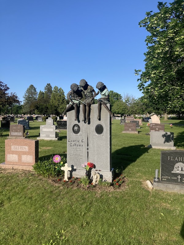 Toledo Memorial Park grounds
