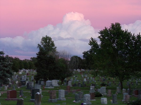 Topeka Cemetery grounds