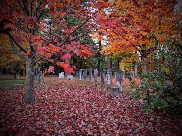Trinity Churchyard Cemetery grounds
