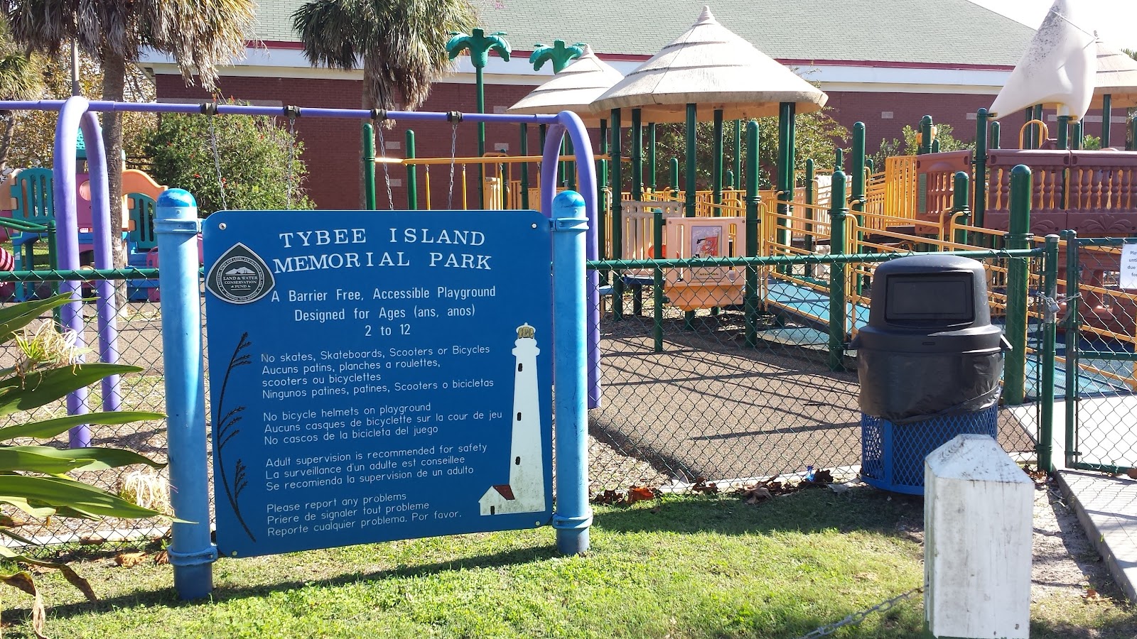 Tybee Island Memorial Park cemetery grounds and headstones
