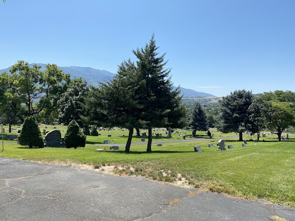 Uintah Cemetery grounds
