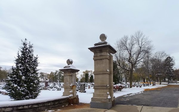 Union Cemetery grounds