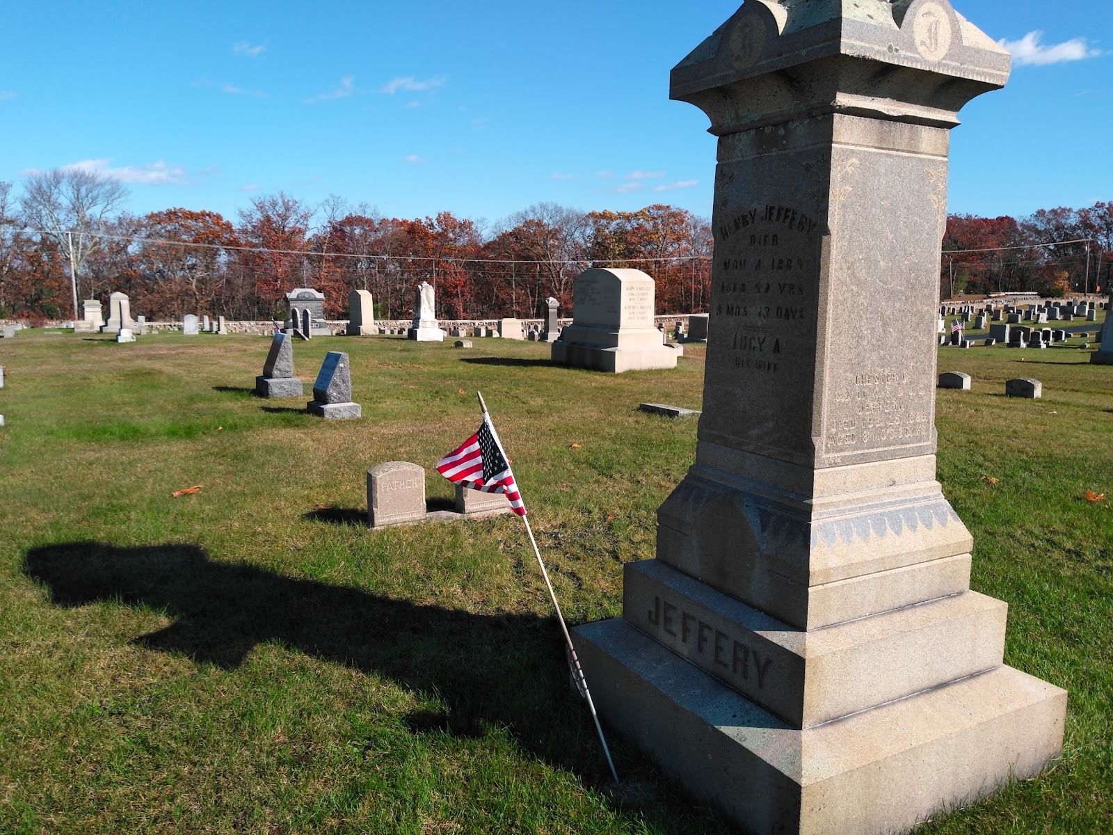 Union Cemetery cemetery grounds and headstones