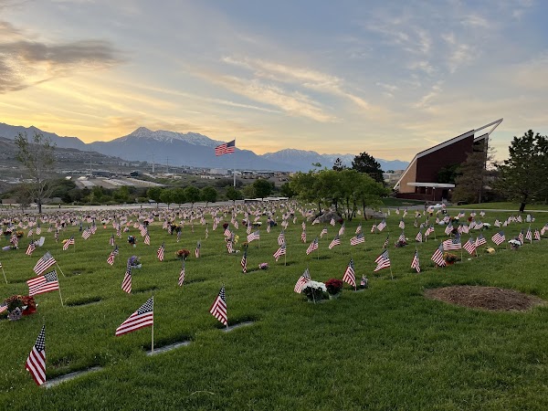 Utah Veterans Cemetery & Memorial Park grounds