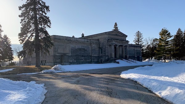 Valhalla Memorial Park grounds